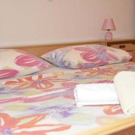Apartment Lana Senj  Luaran gambar